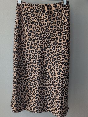 mi ami Leopard-Print Midi Skirt in Tan and Black